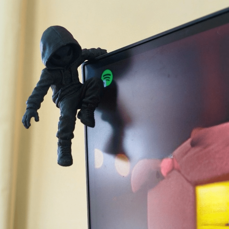 クライムフーディーエイリアンミニスタチュー3Dプリントクライ - Gaming Accessories For Bedroom のレビューと価格